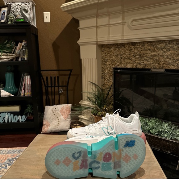 Size 11 - New Balance Jaden Smith x Vision Racer Hippie - White - Picture 6 of 8